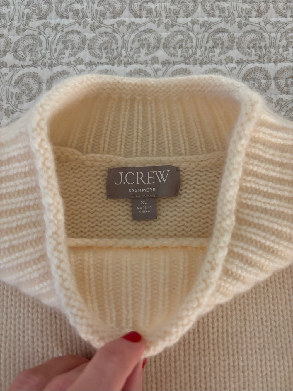 J Crew Crewneck Cream Cashmere Sweater XL - Picture 2 of 5